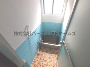 春日町戸建て　賃貸の物件内観写真